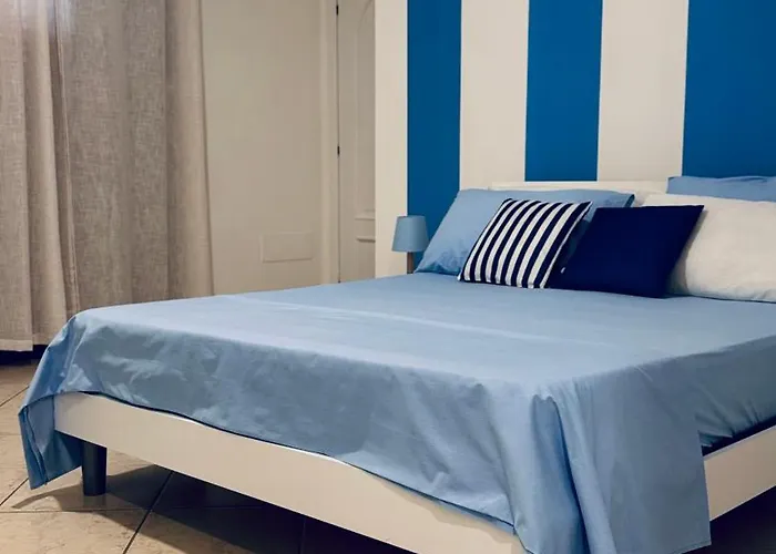 Bluebay Calabria Couette-café